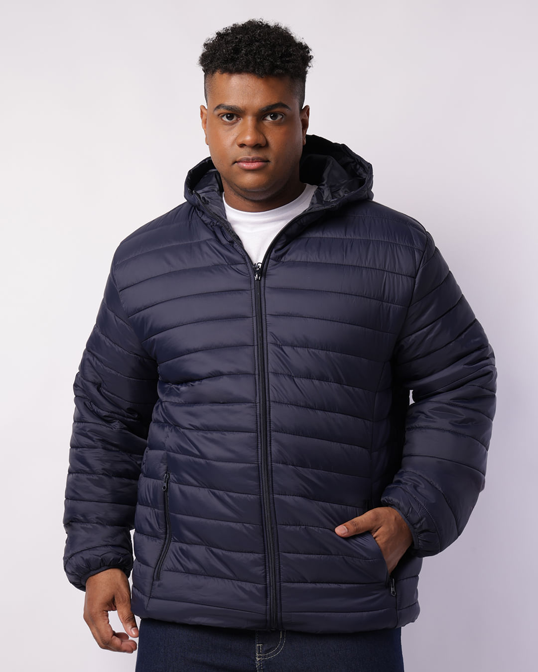 jaqueta-210t-Uniqlo-C-Capuz-Marin-Plus---Marinho