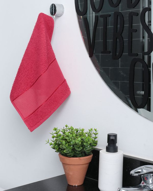 Toalha De Lavabo Para Bordar Valletex 28cm x 45cm Vermelha UN