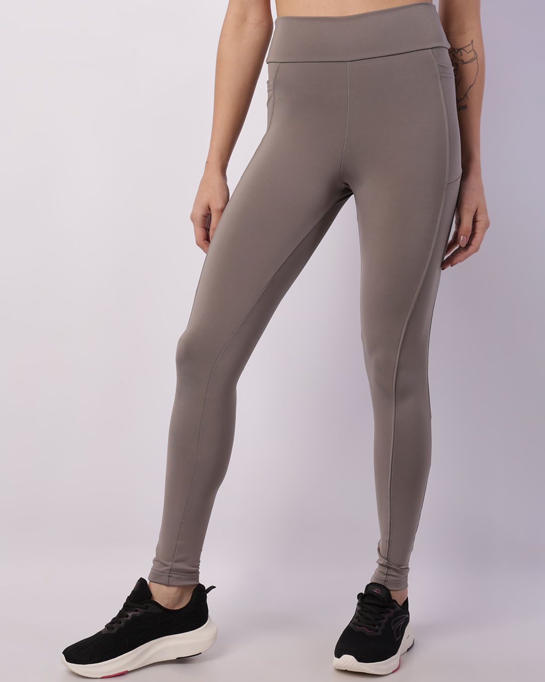 Legging-Lisa-Com-Recorte---Cinza