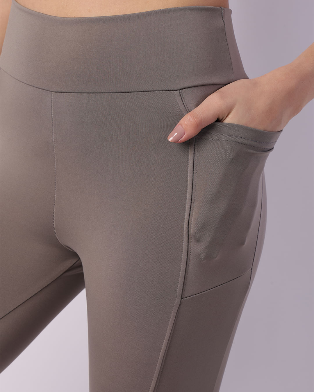 Legging-Lisa-Com-Recorte---Cinza