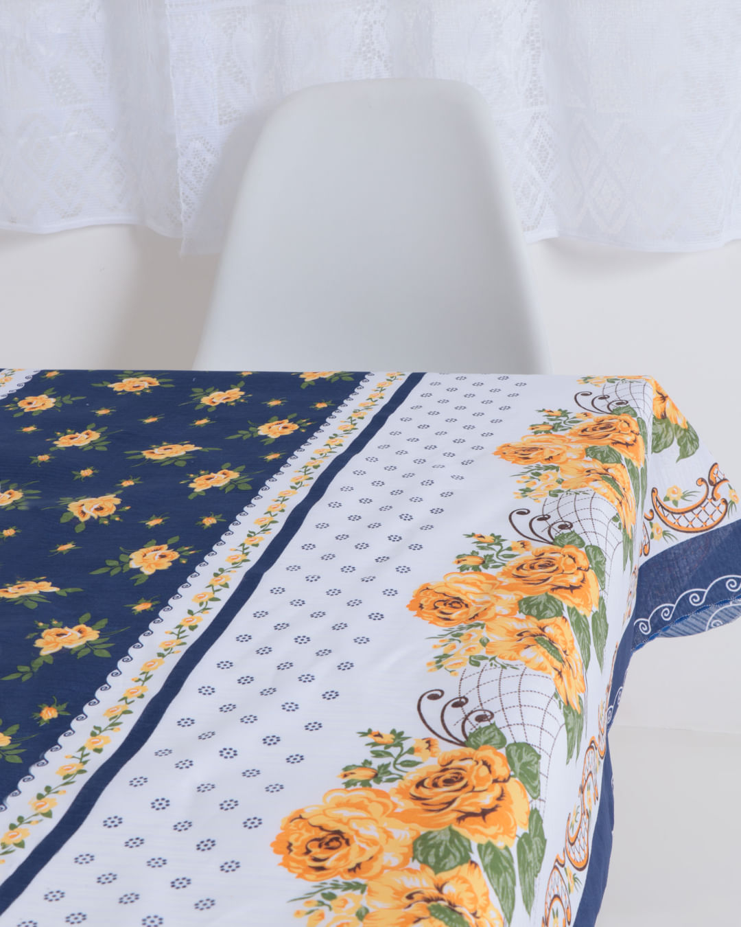 Toalha-Mesa-Pa-Quadrada-135x135---Branco-Outros