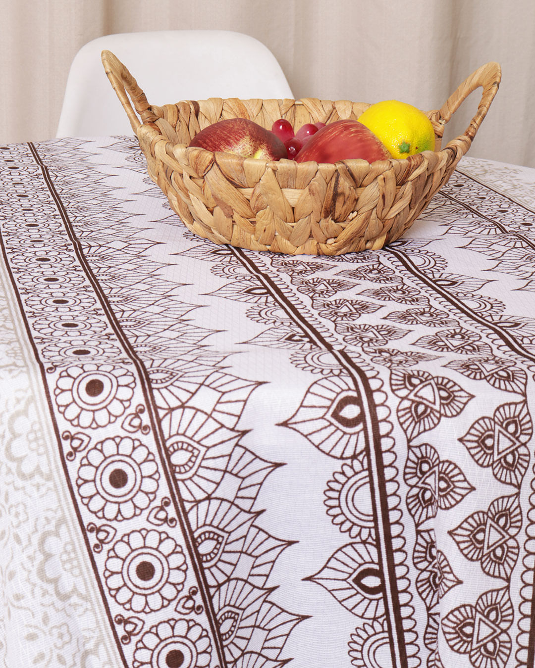 Toalha-De-Mesa-Redonda-Raner-Estampada-Marrom