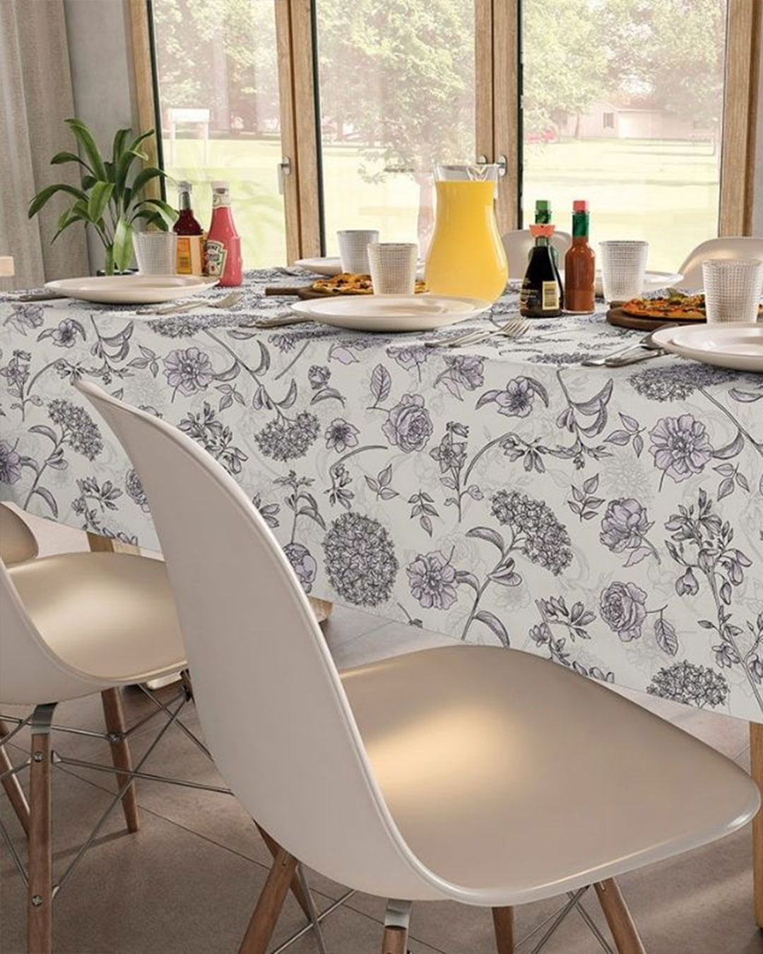 Toalha-De-Mesa-140x210-Retangular---Linh---Preto-Floral