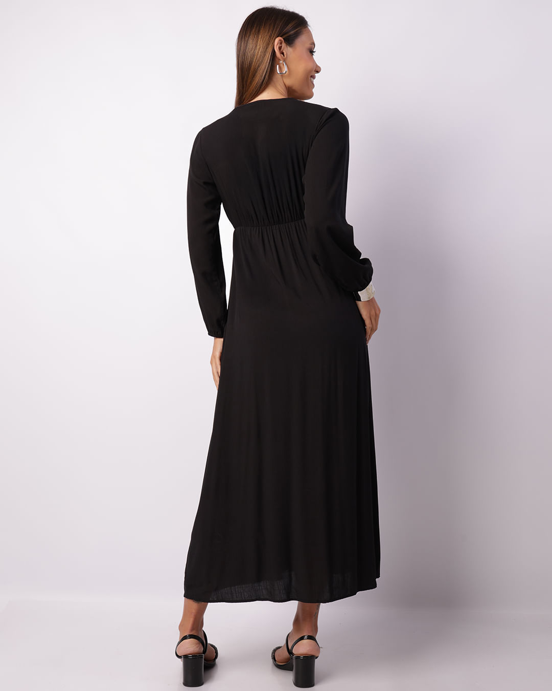 Vestido-730408-Longo-Ml-Slub-Liso---Preto