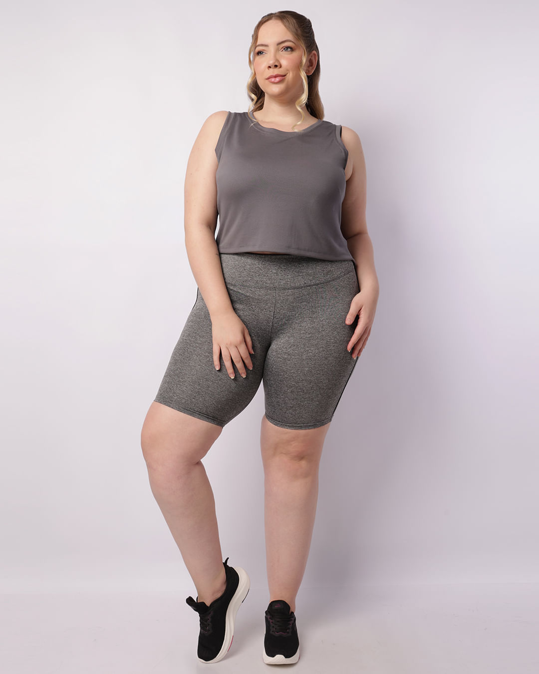 Regata-Plus-Recorte-Costas---Cinza