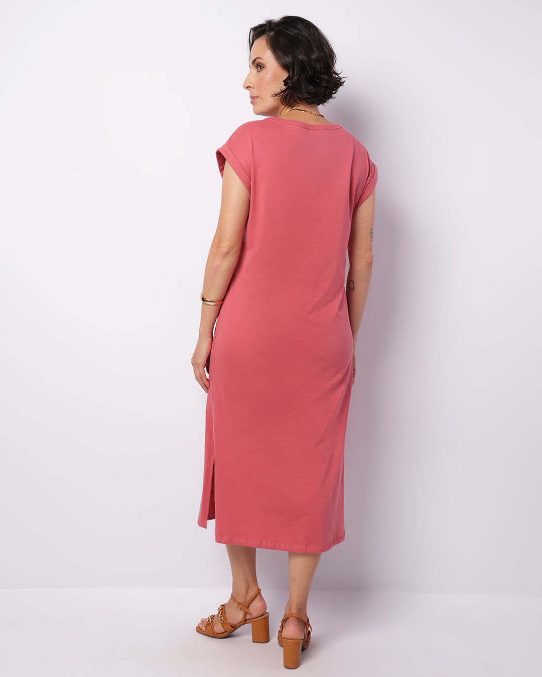Vestido-1000111901-Midi-Amplo---Rosa