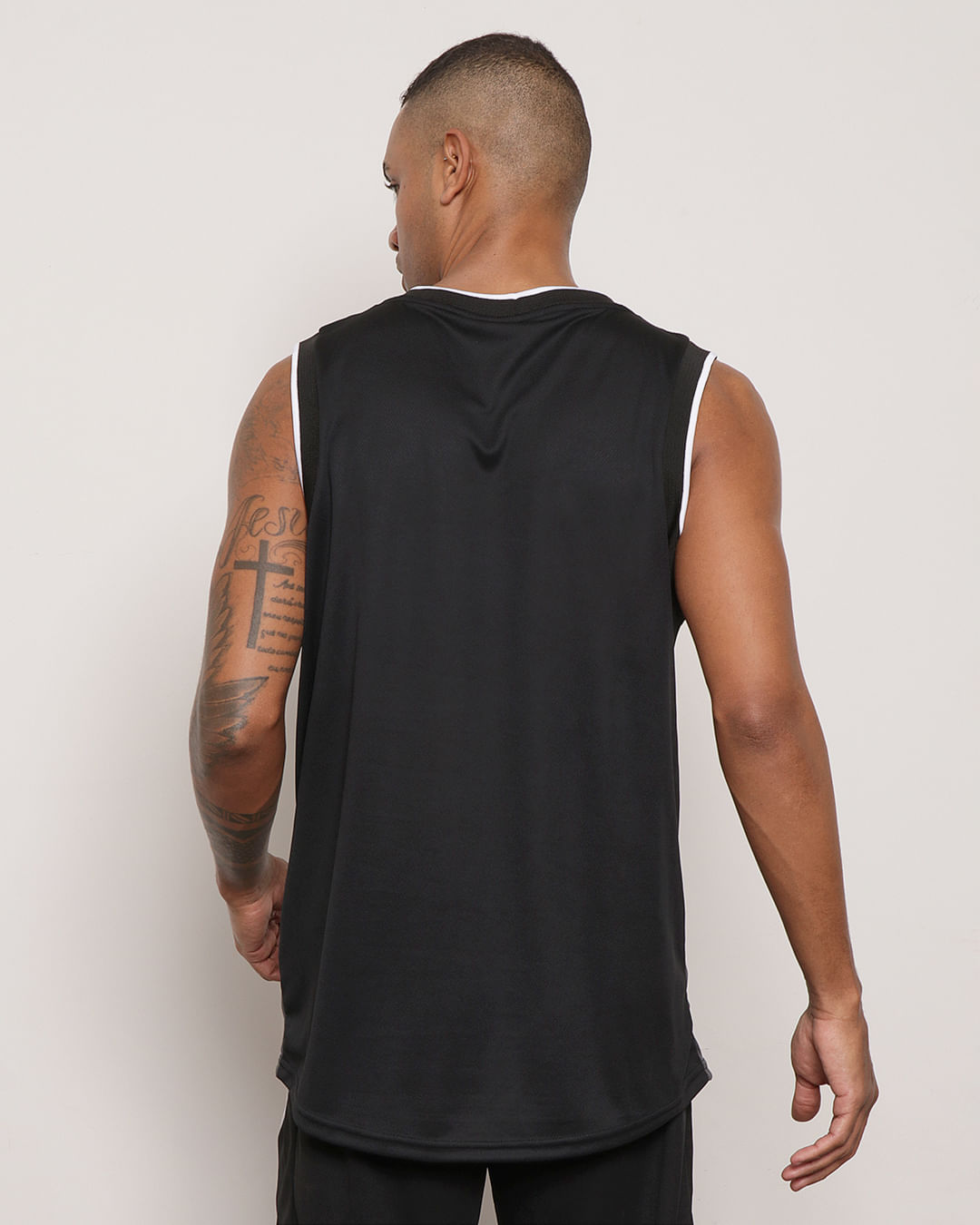 Reg-Basq-Pto-Silk-retil-rec-Bco-Cnz25627---Preto