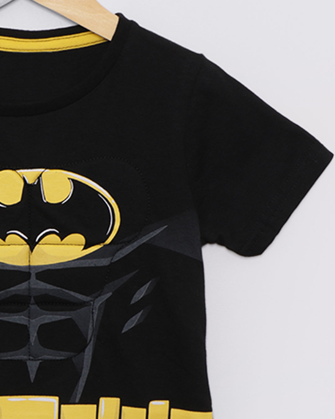 Camiseta-Bebe-Batman-Enchimento-Liga-da-Justica-Preta