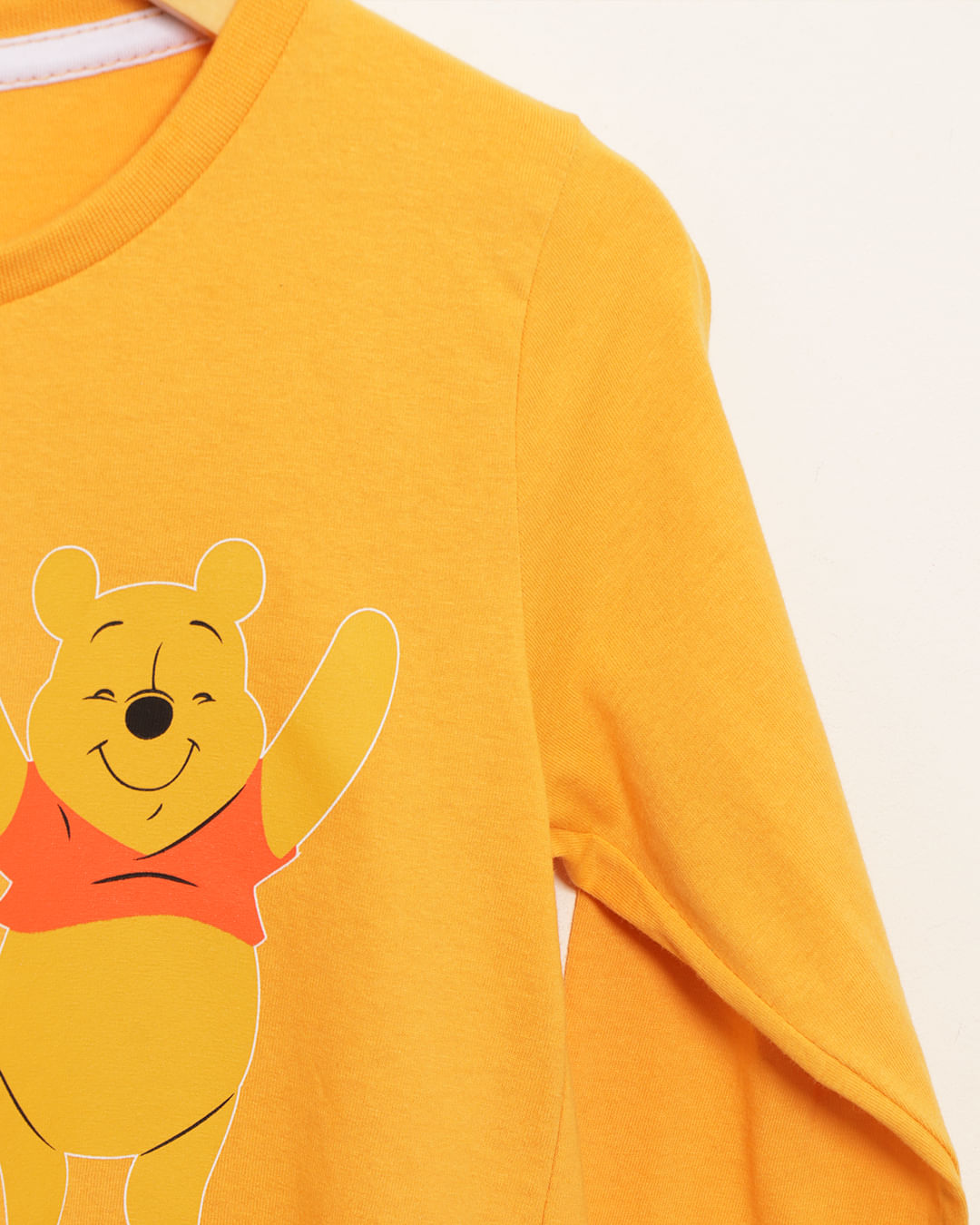 Camiseta-Ch37302-Ml-M13-Pooh---Mostarda--Medio