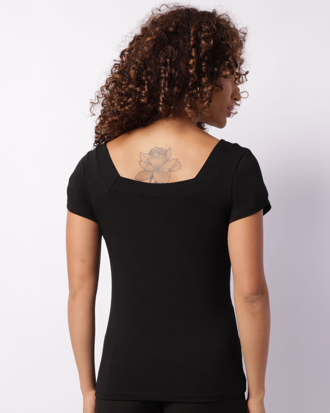 Blusa-Mc-Dect-Quadrado-615-Pg---Preto