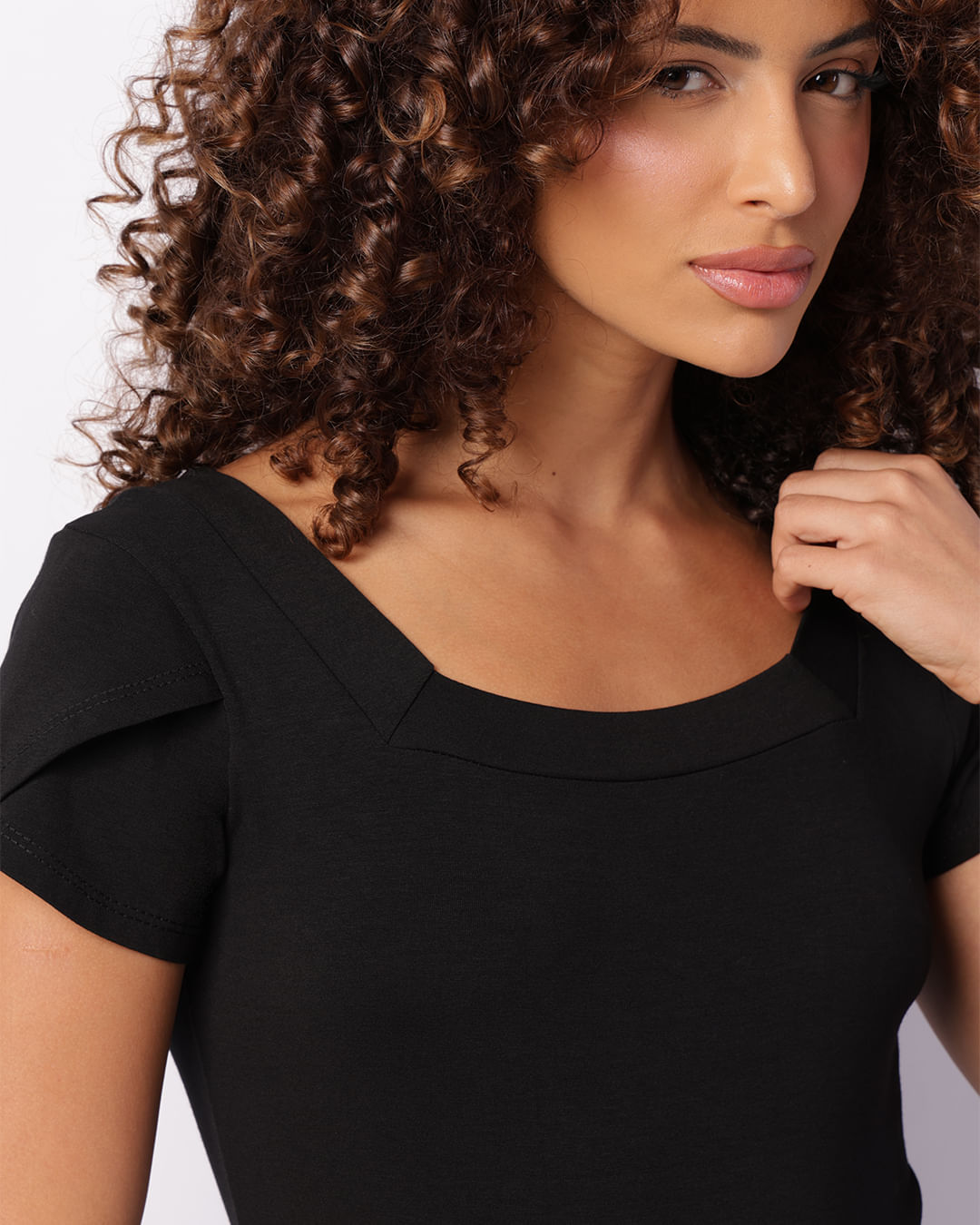 Blusa-Mc-Dect-Quadrado-615-Pg---Preto