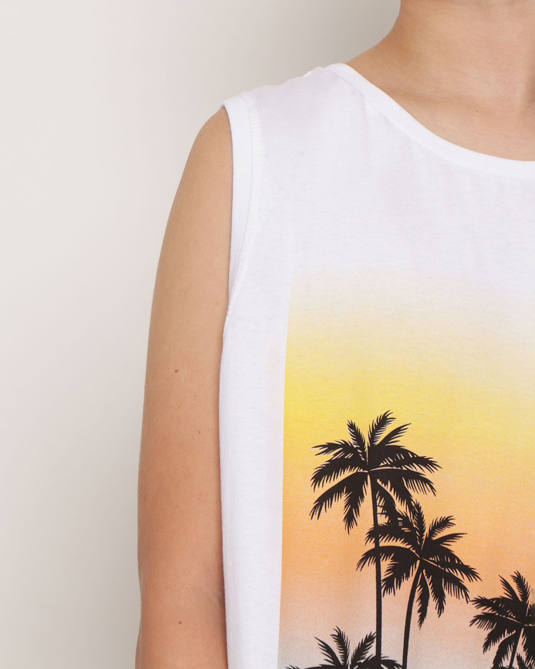 Regata-03270267-M-1016-Tropical---Branco