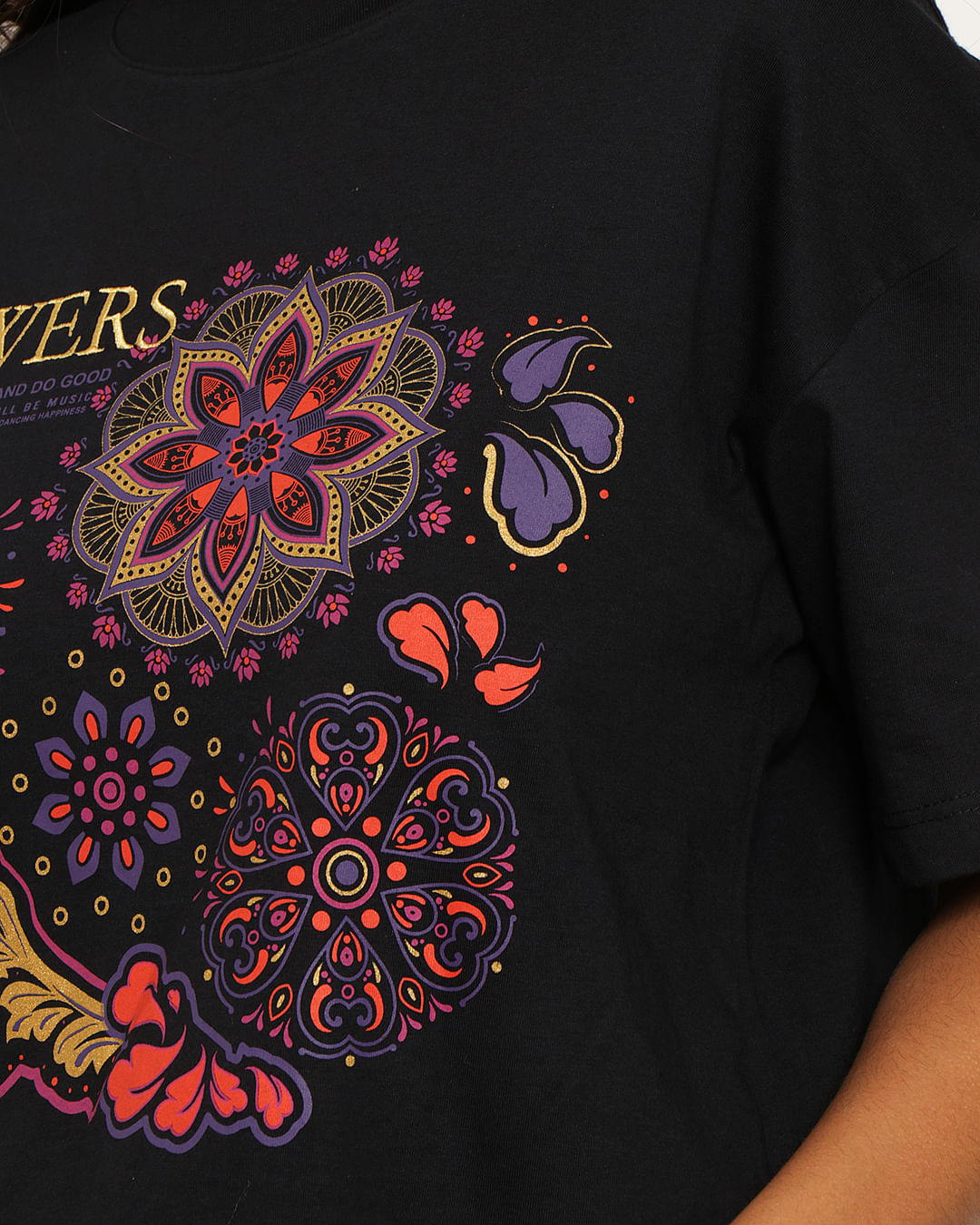 Camiseta-Mc-Silkbord-Flowers-Tt024---Preto
