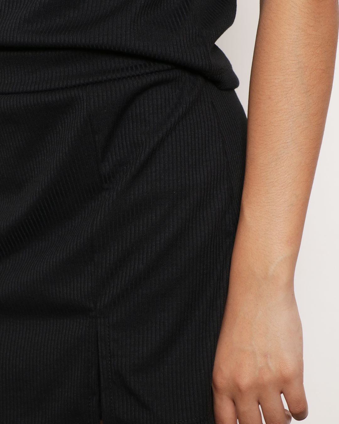 Short-Saia-Cord20-F-1016---Preto