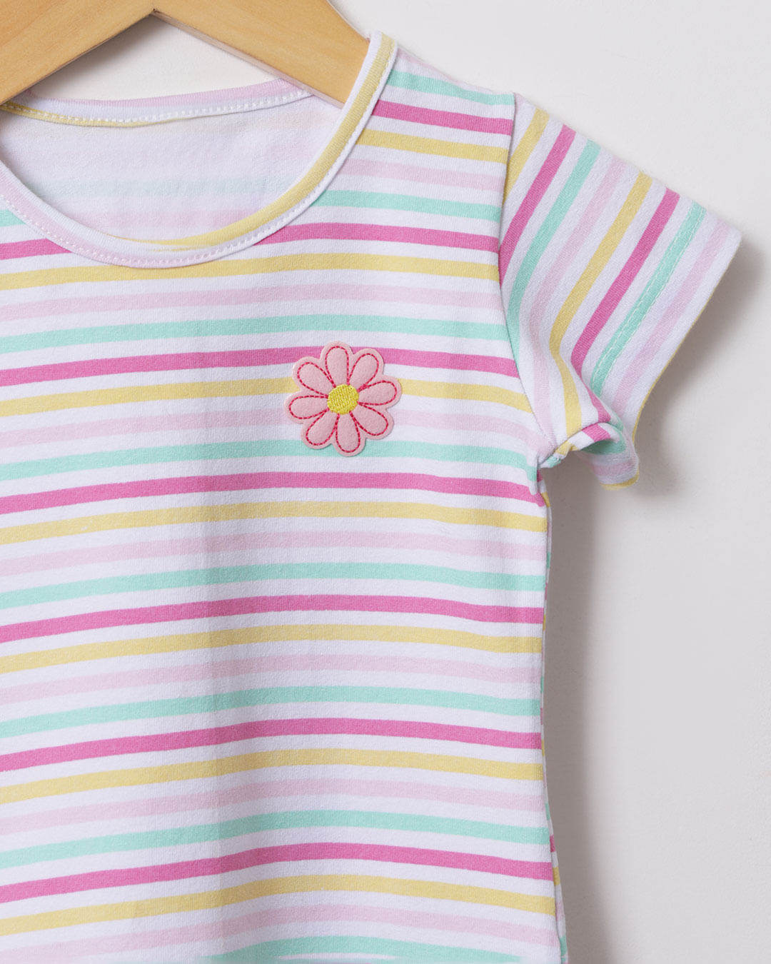 Blusa-Aplic-Flor-10380-Fem13---Branco-Listrado