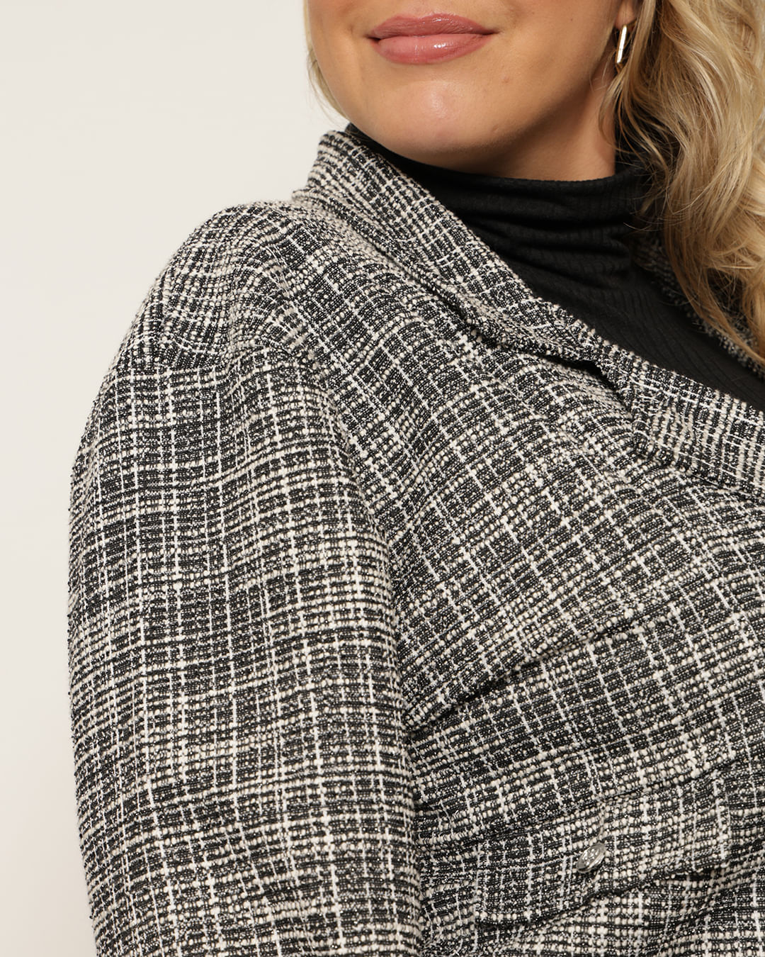Casaco-241425-Tweed-Cbotao---Cinza