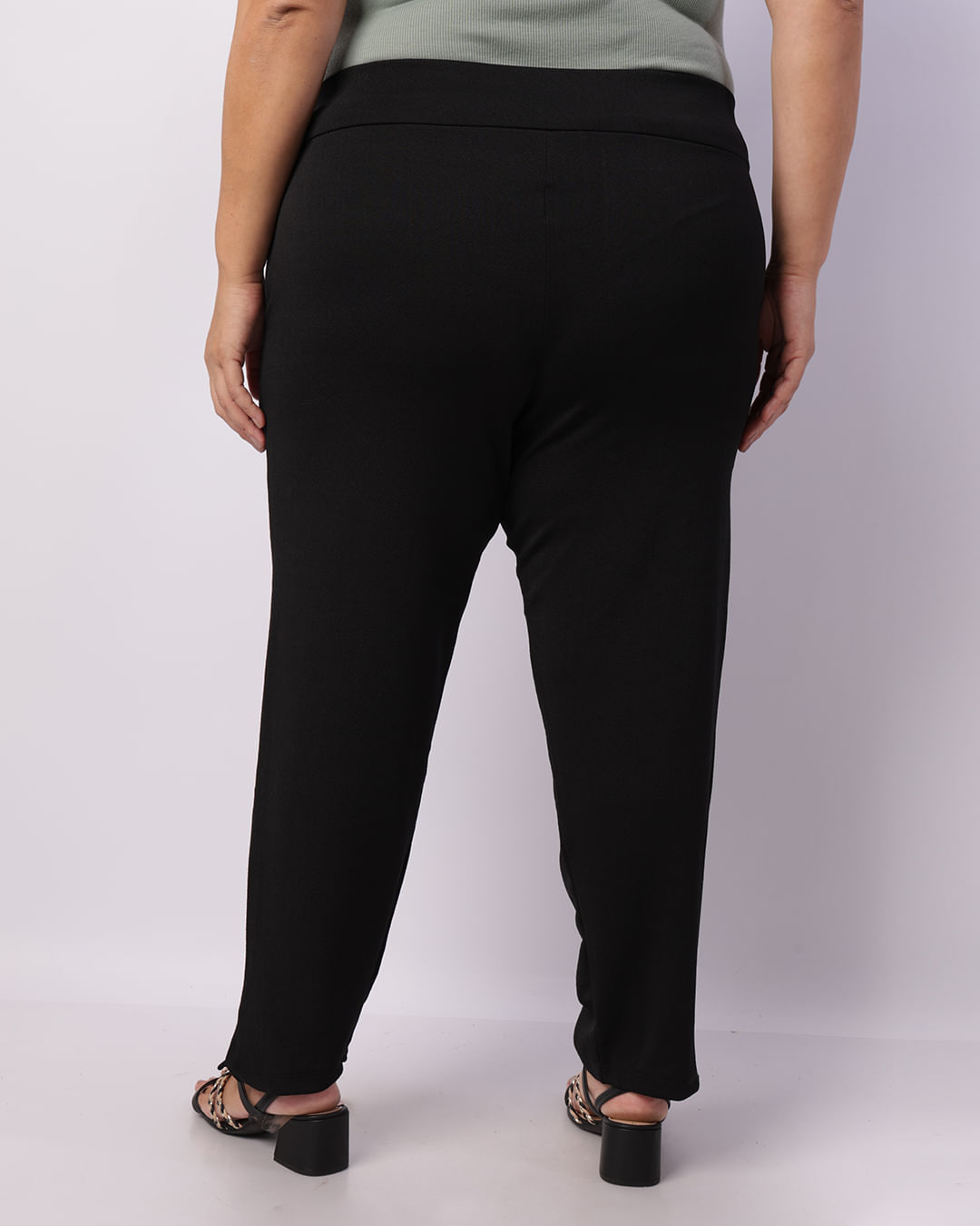 Calca-Bl920-Cenoura-Crepe---Preto