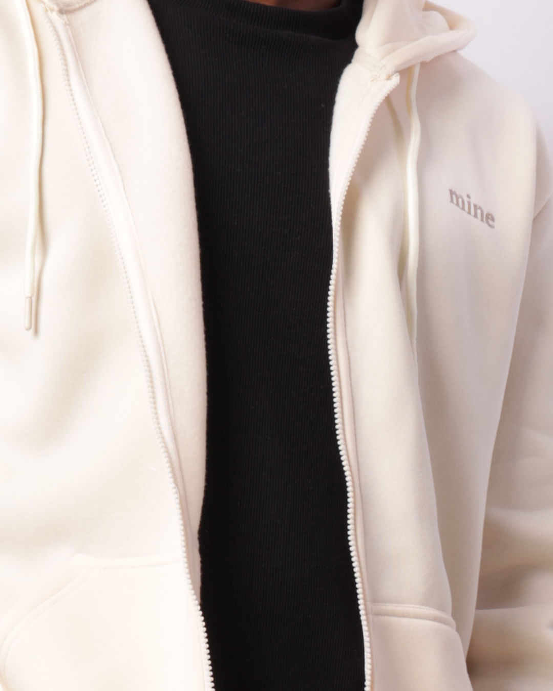 Moletom--Detalhes-De-Bordado-Osed-Bege---Bege