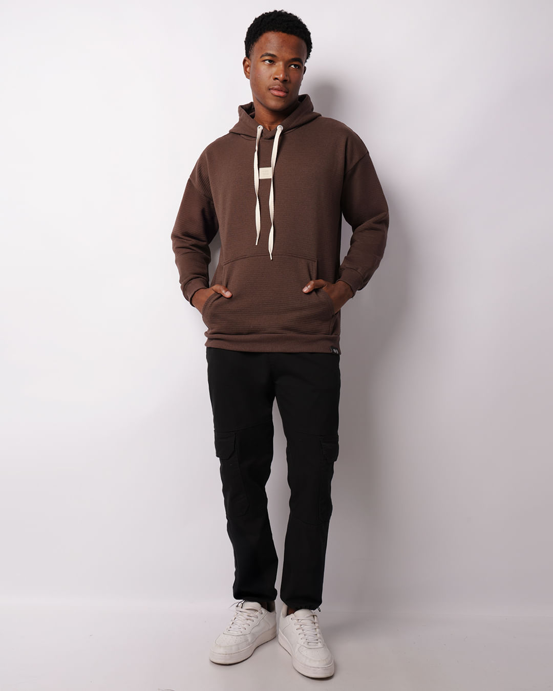 Blusa-Oversized-Fec-Capuz-14560110---Marrom