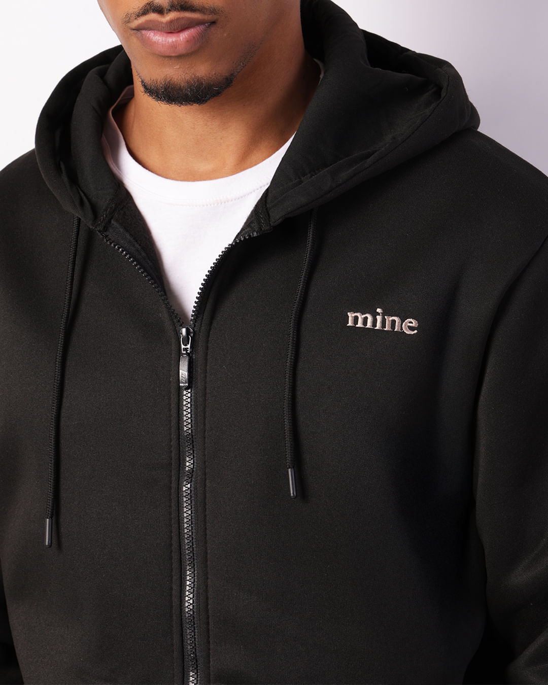 Moletom-Detalhes-De-Bordado-Osed-Preto---Preto