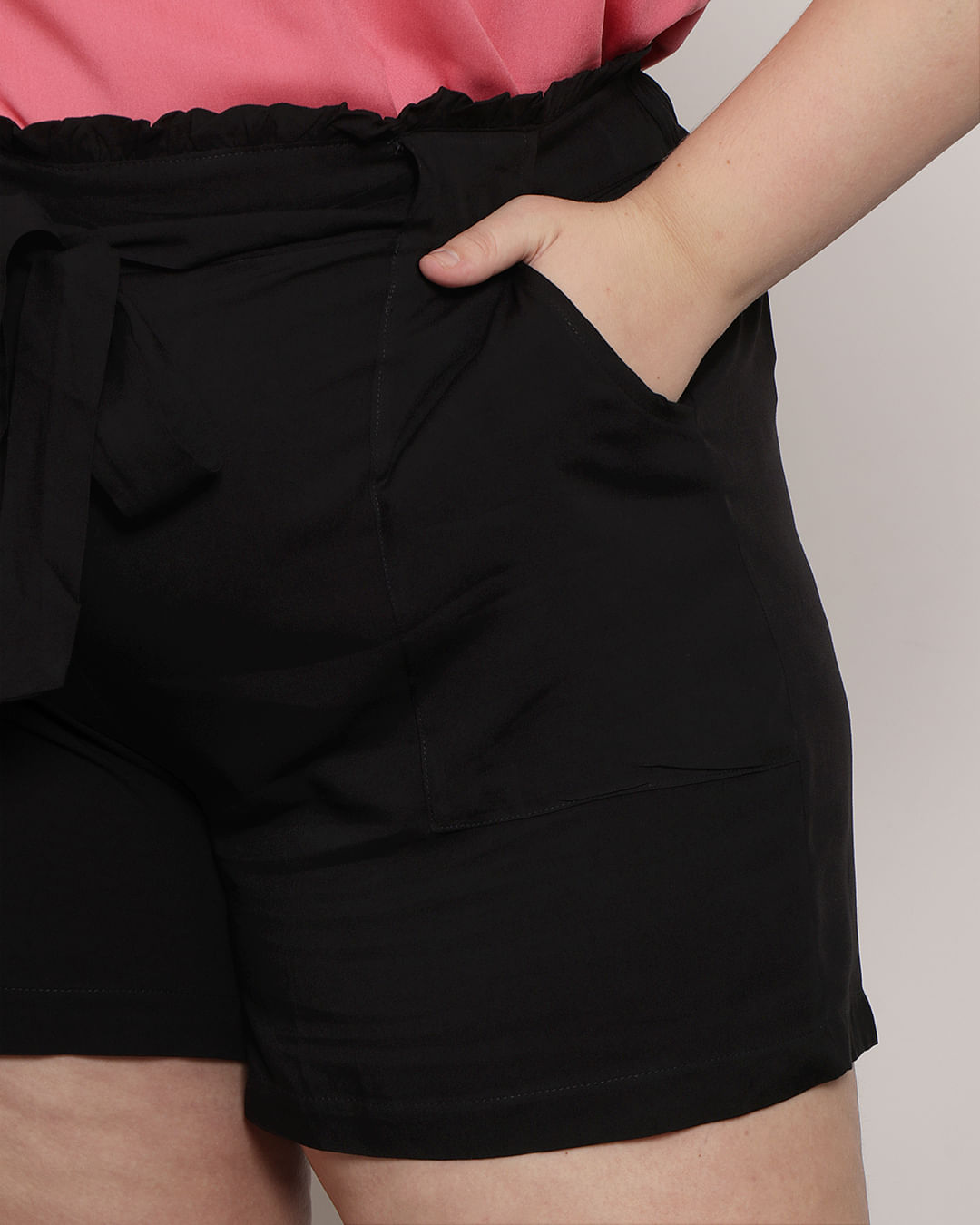 Shorts-9977pl-Viscose-Amarracao-Cintura---Preto