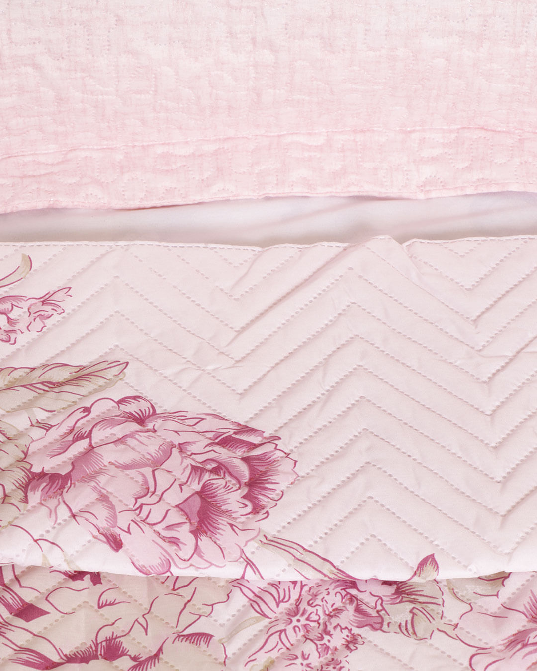 Colcha-Casal-Com-Vies-Romantico---Rosa-Geometrico