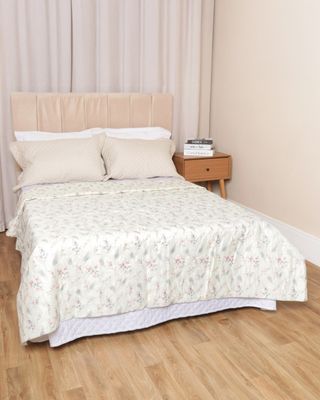 Colcha-Casal-Com-Vies-Romantico-Ver-25---Amarelo-Floral
