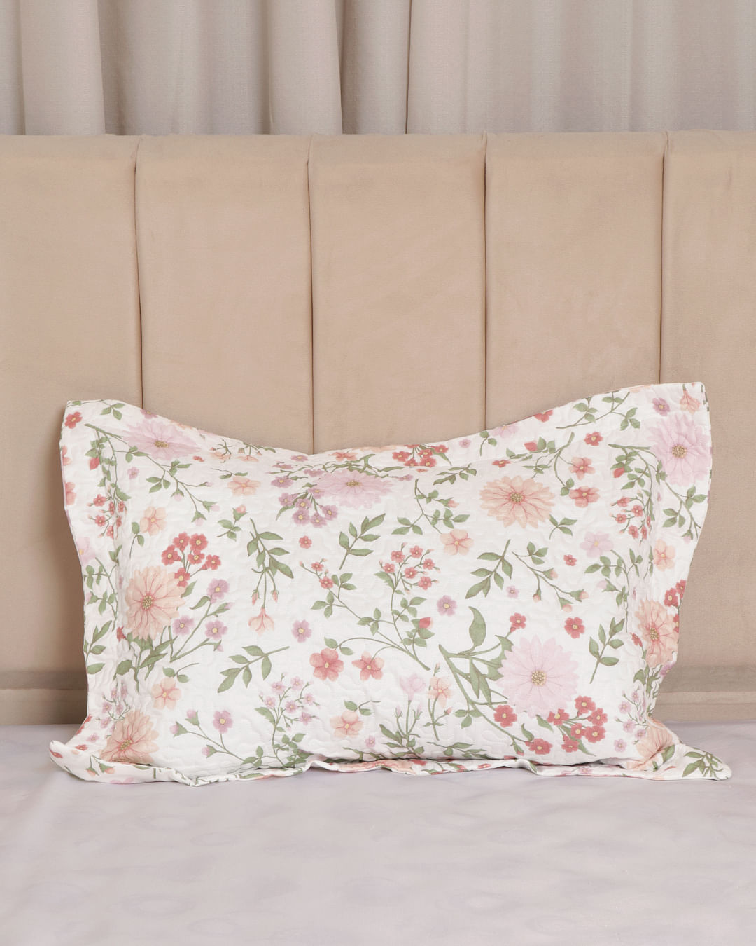 Porta-Travesseiro-Lucia-Floral-Rosa---1---Rosa-Claro