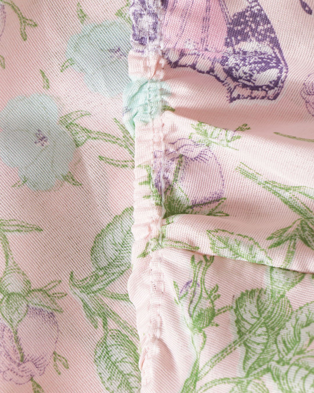 Lencol-Avulso-Solteiro-C-Elast-Romantic---Rosa-Escuro