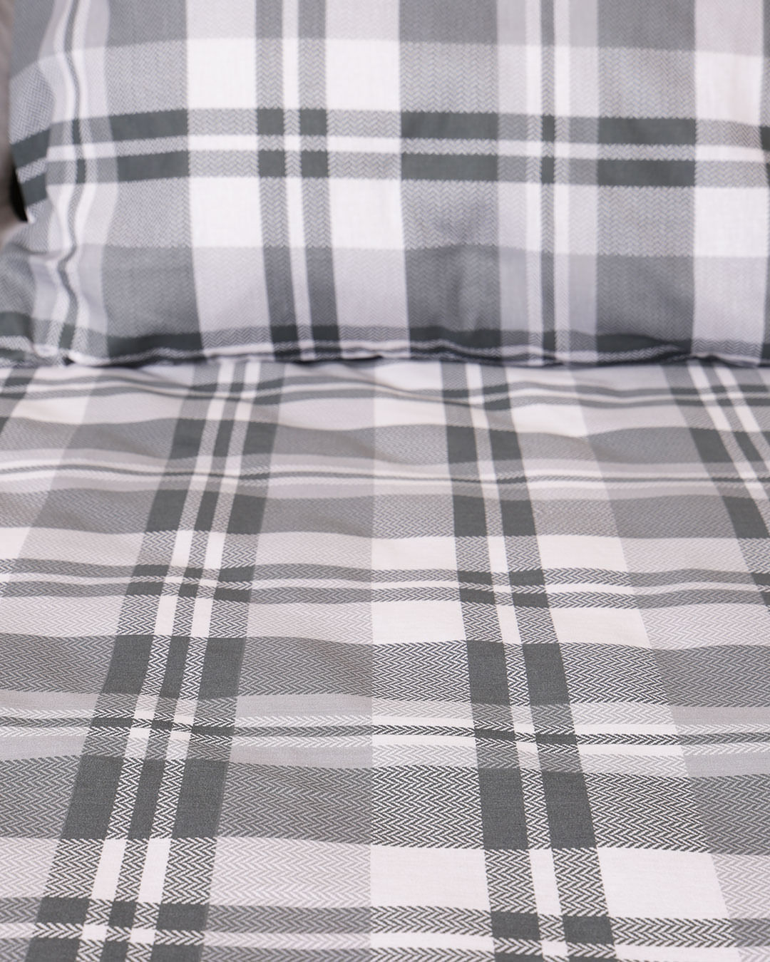 Jg-De-Cama-King-3-Pc-100-algodao-Est---Cinza-Xadrez