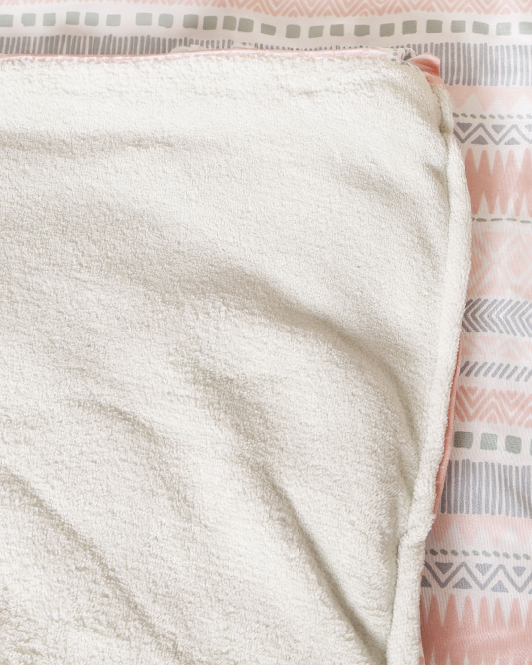 Coberdrom-Casal-190x220---Rosa-Geometrico