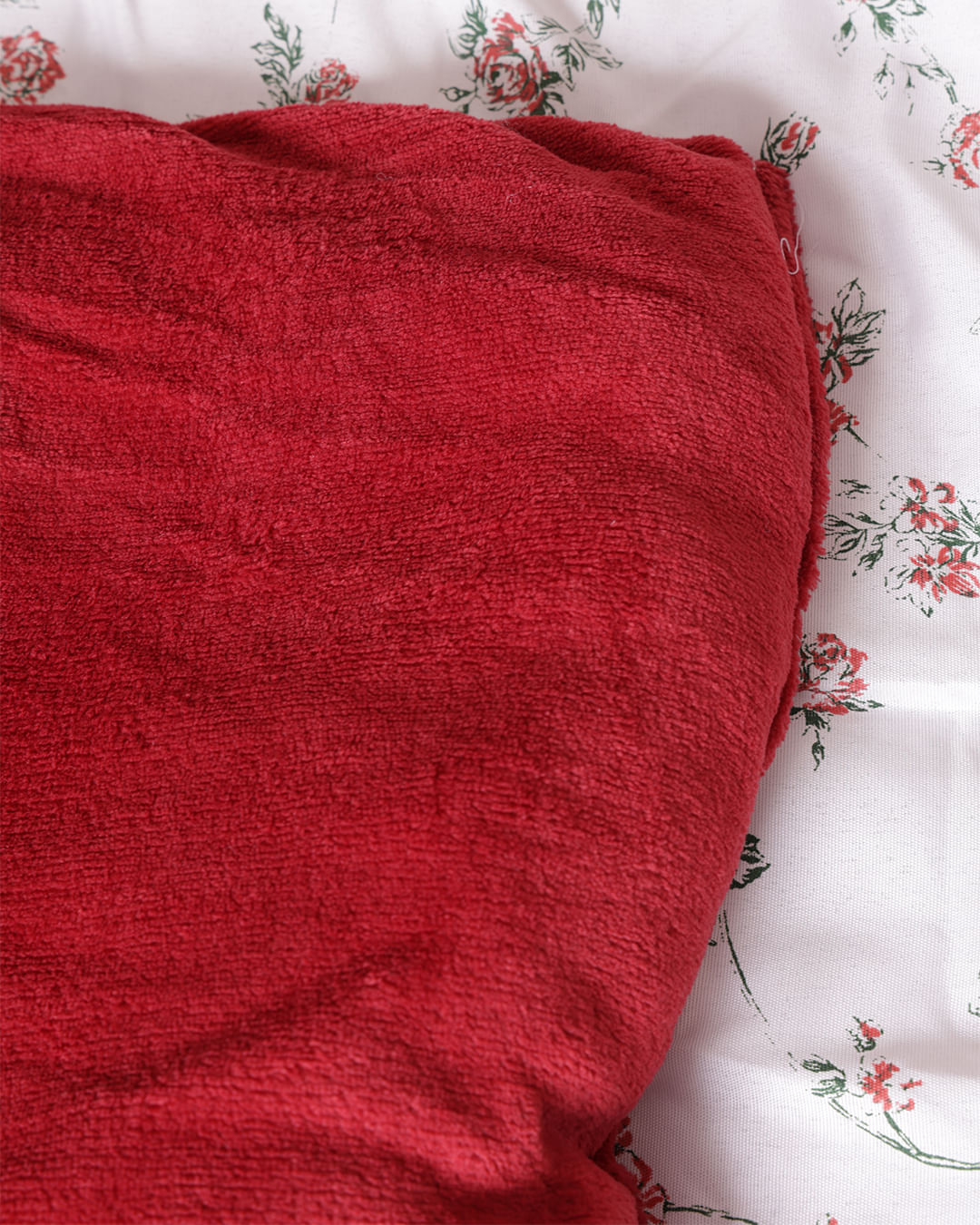 Coberdrom-Casal-190x220---Vermelho-Floral