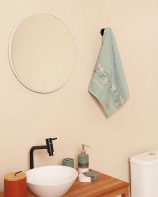 T-Rosto-Olivia-48x70---40178---Verde