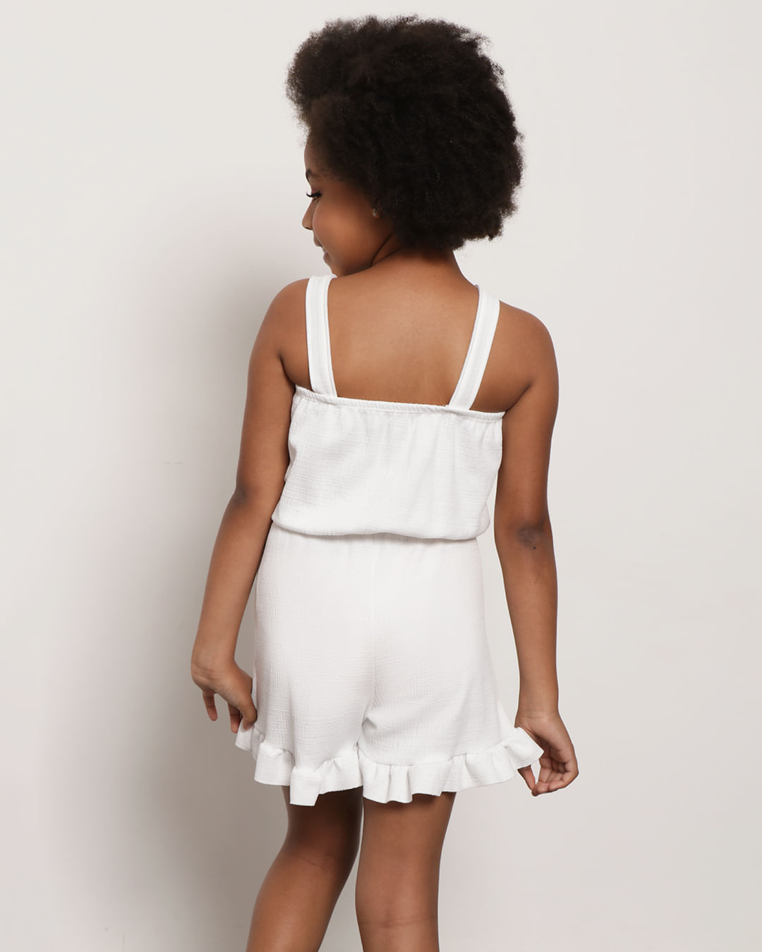 Macaquinho-256019-Reg-Com-Babado-F-410---Off-White