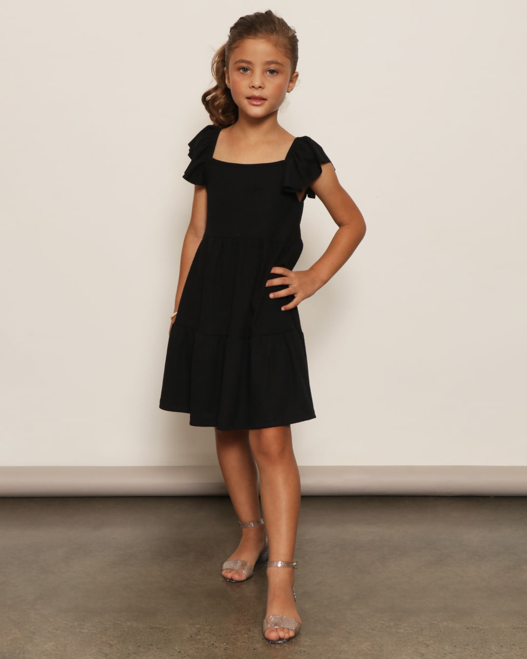 Vestido-24082-Reg-Babado-F-48---Preto