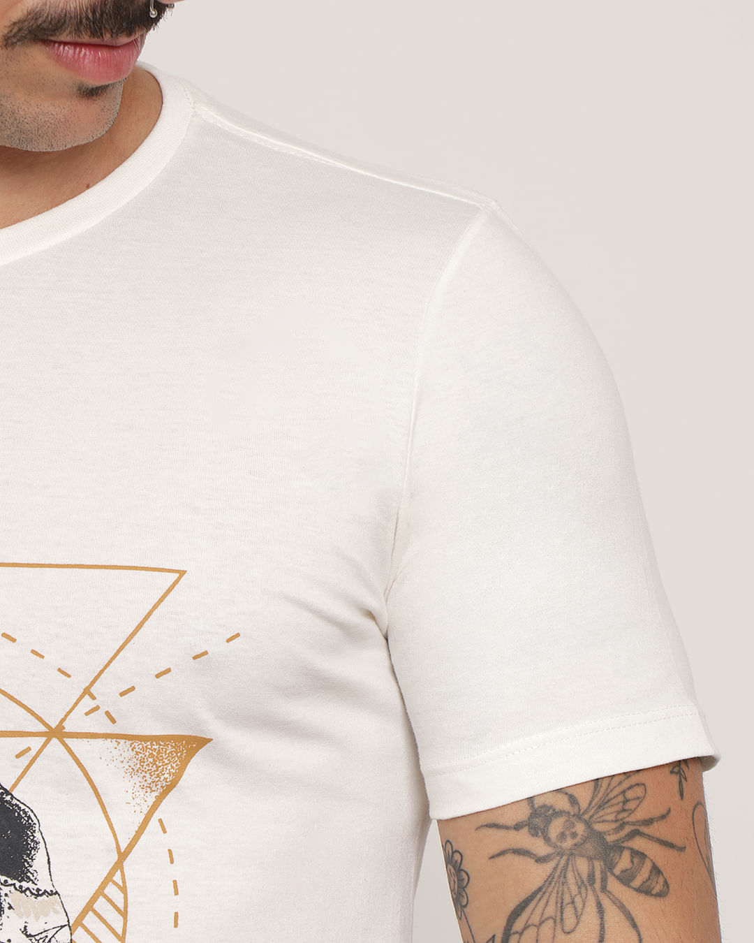 Camiseta--900923-Est-Frente-Pgg---Off-White