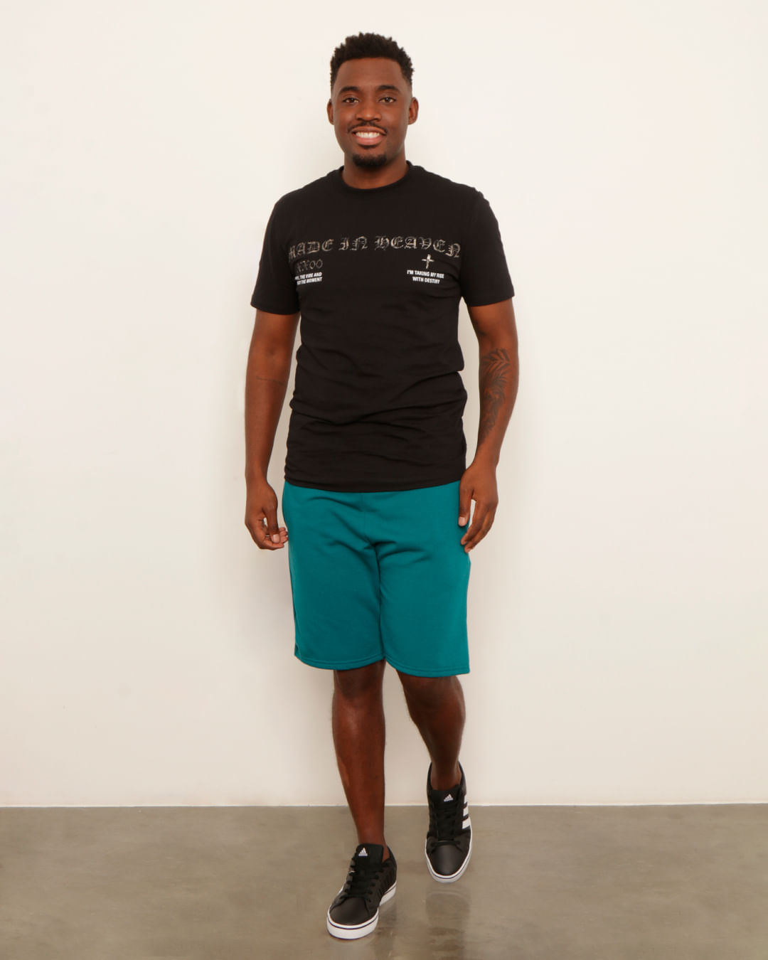 Camiseta-Escrita-Frontal-15126055-Pgg---Preto