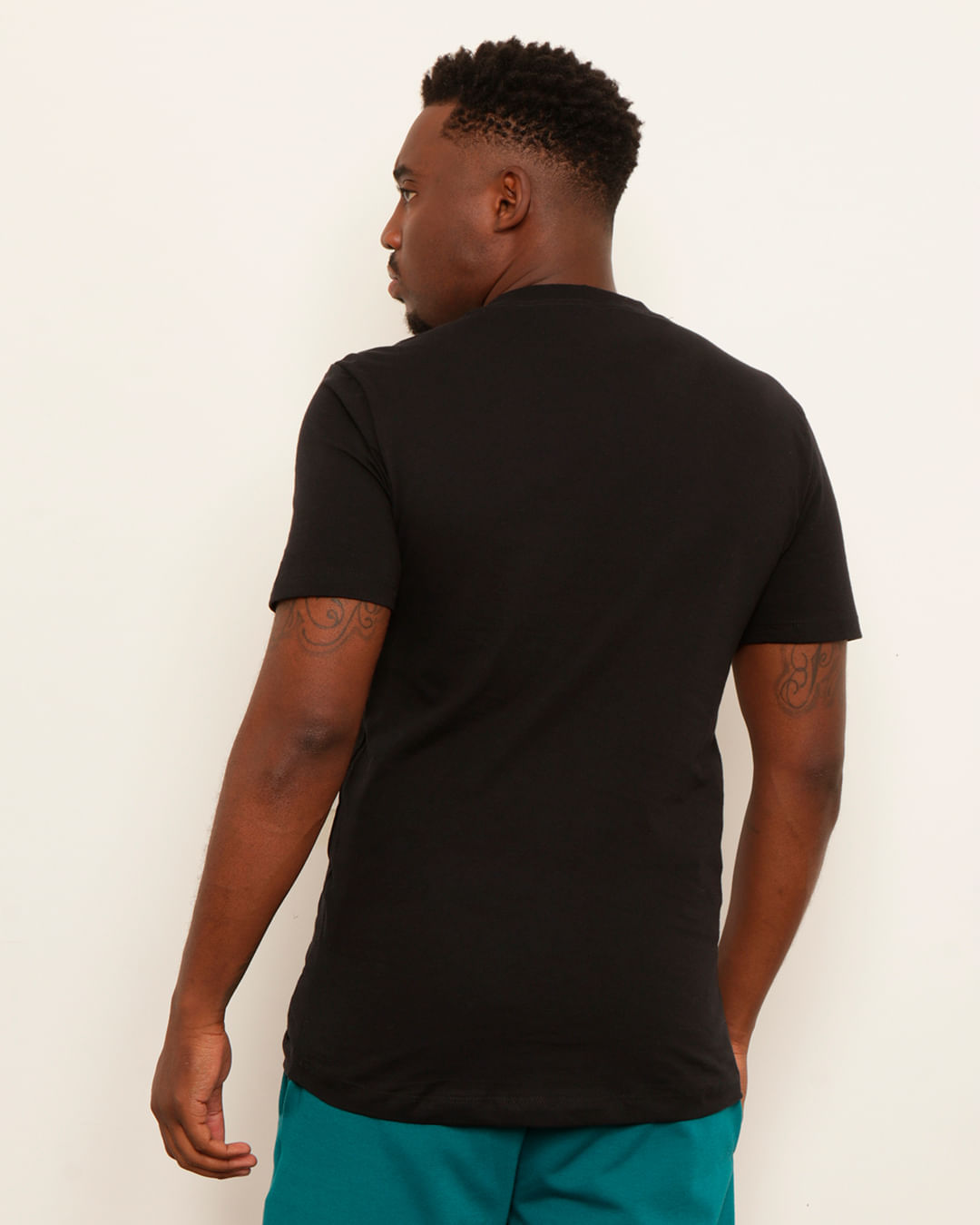 Camiseta-Escrita-Frontal-15126055-Pgg---Preto