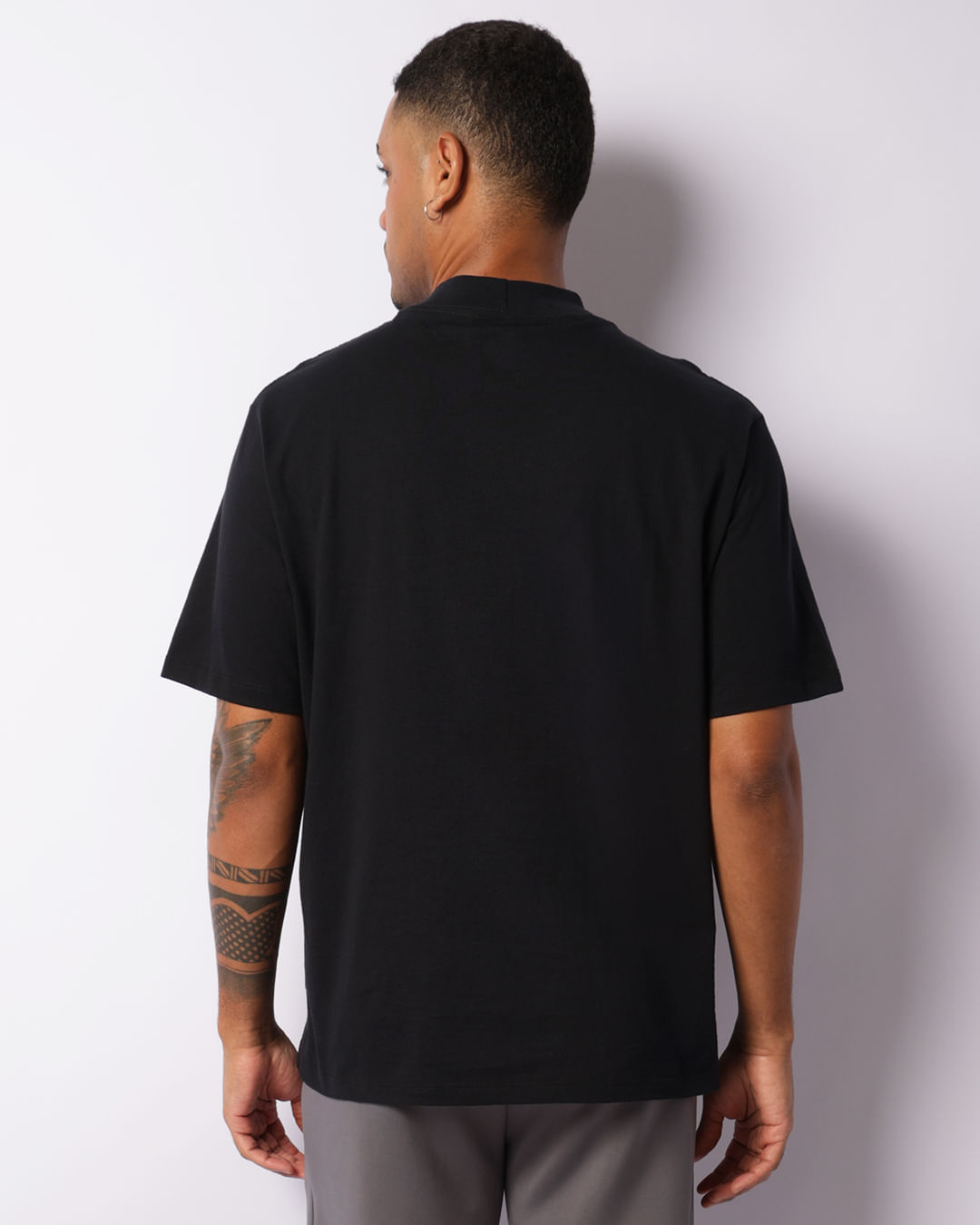 Camiseta-Over-Gola-A-2562-Preto-Pgg---Preto