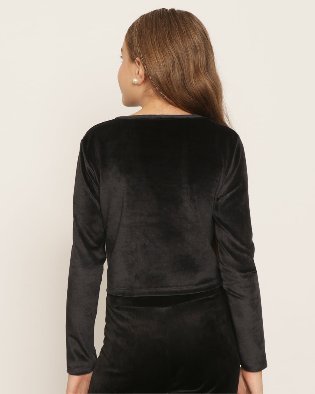 Blusa-242389-Ml-No-Veludo-F-1016---Preto