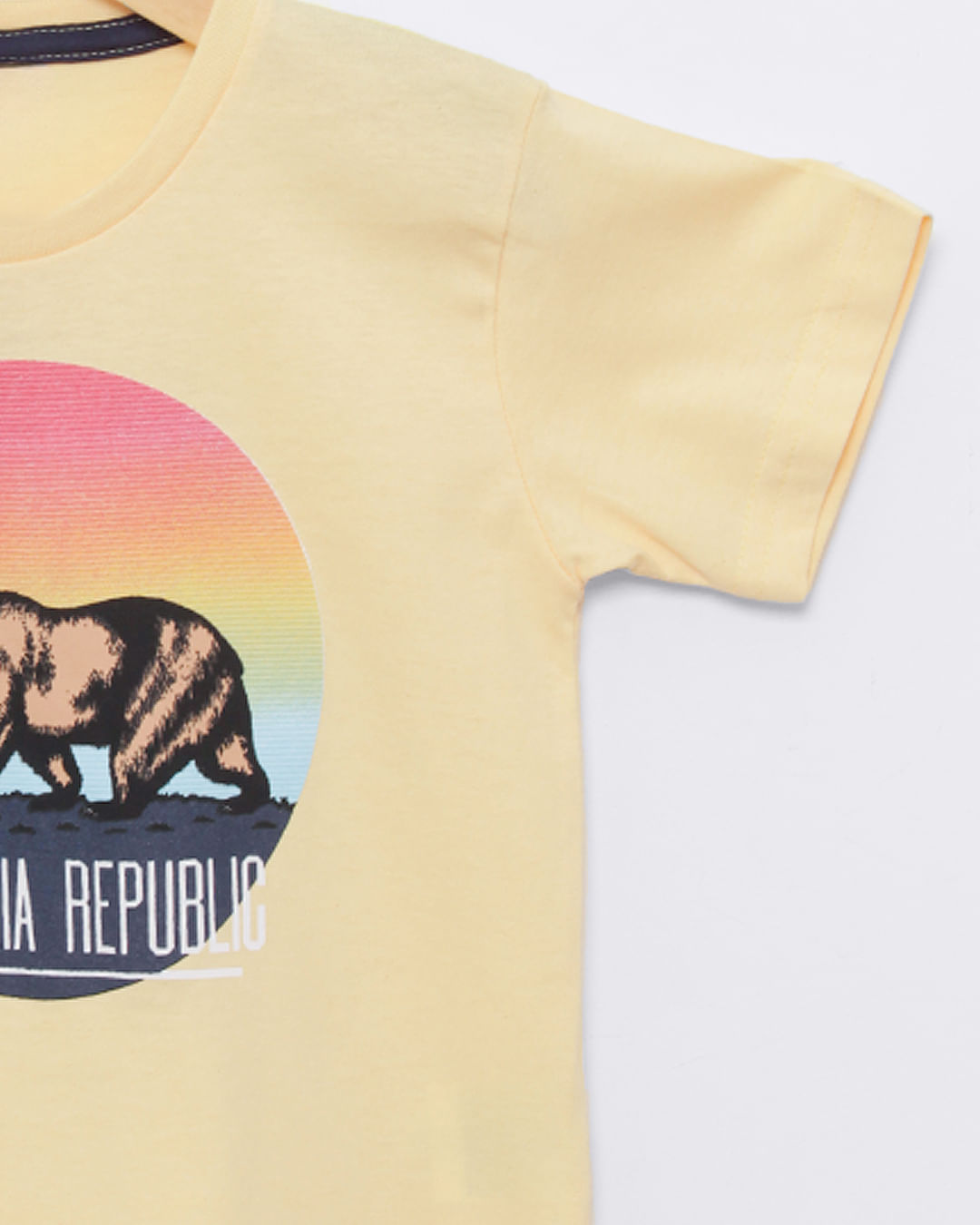 Camiseta-Mc-T38263-Califor-Masc13---Amarelo-Claro