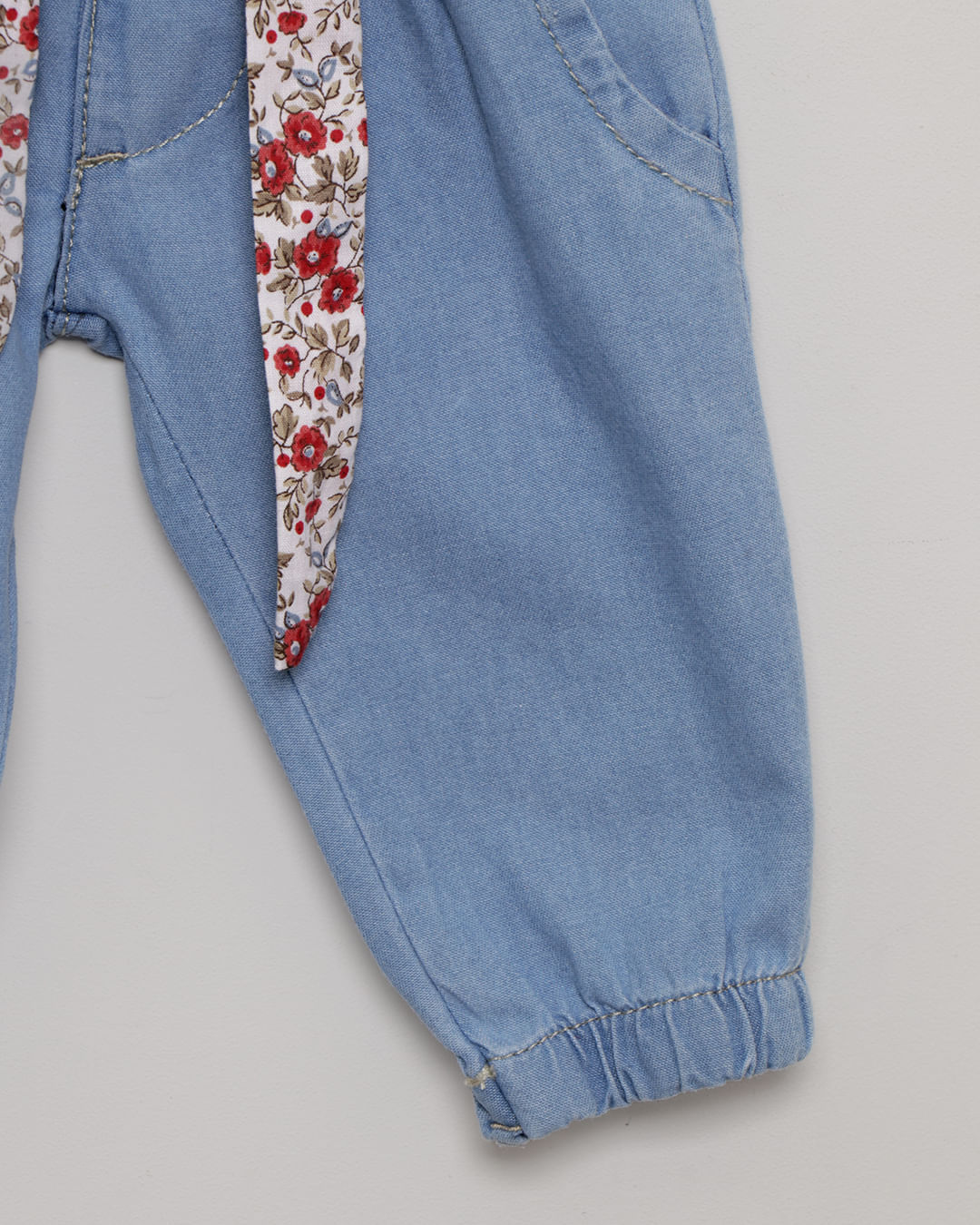 Calca-T03328-Jogger-Cinto-Flor-F-Pg---Blue-Jeans-Claro