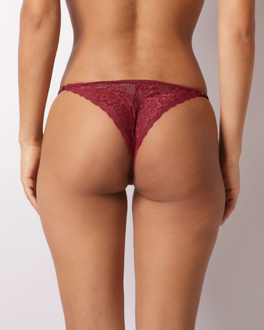 Calc-String-Renda-572421---Vinho