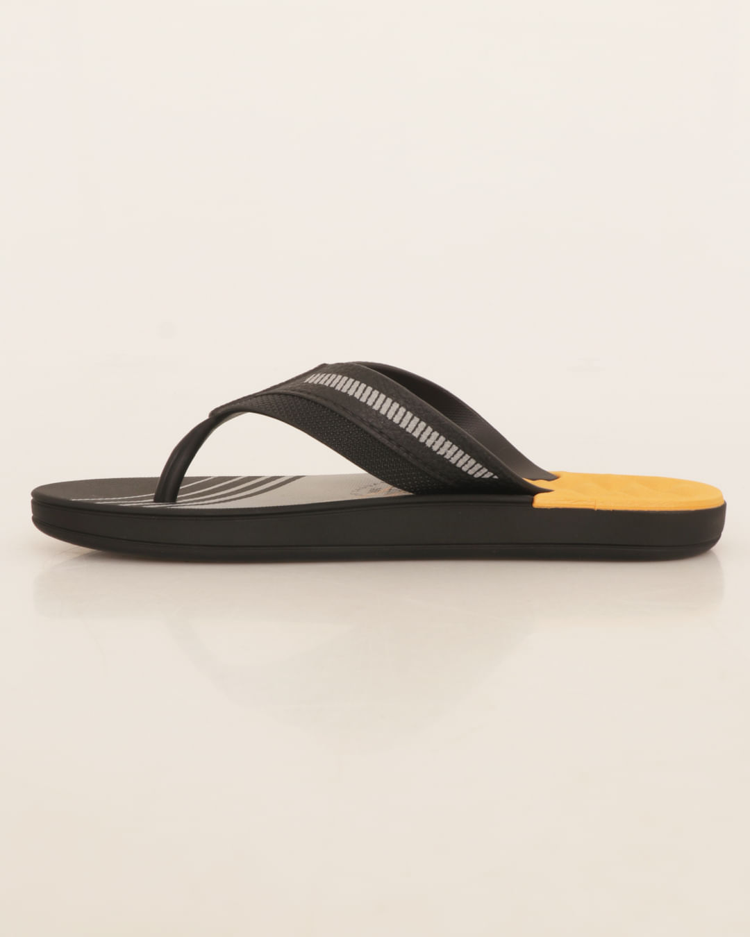 Chi-Info-12216-As836-Preto-Dallas---Preto