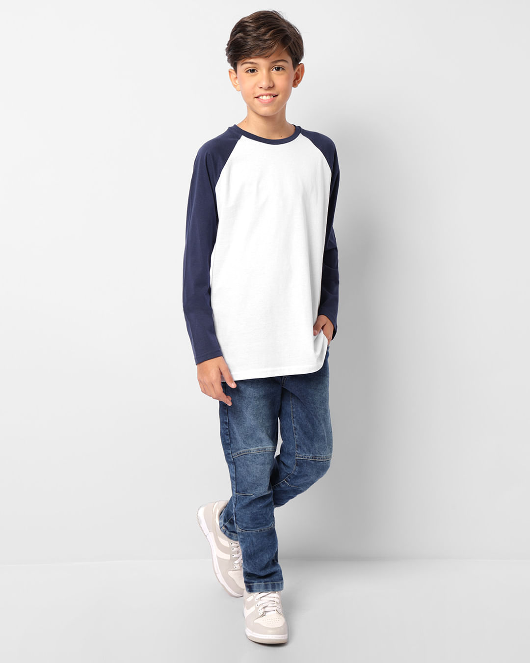 Camiseta-Rg-Def-Ml-1016-Bco-C-Marinho---Branco