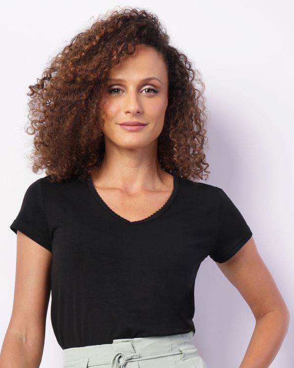 Blusa Feminina Manga Curta Viscose Detalhe Decote Preta GG