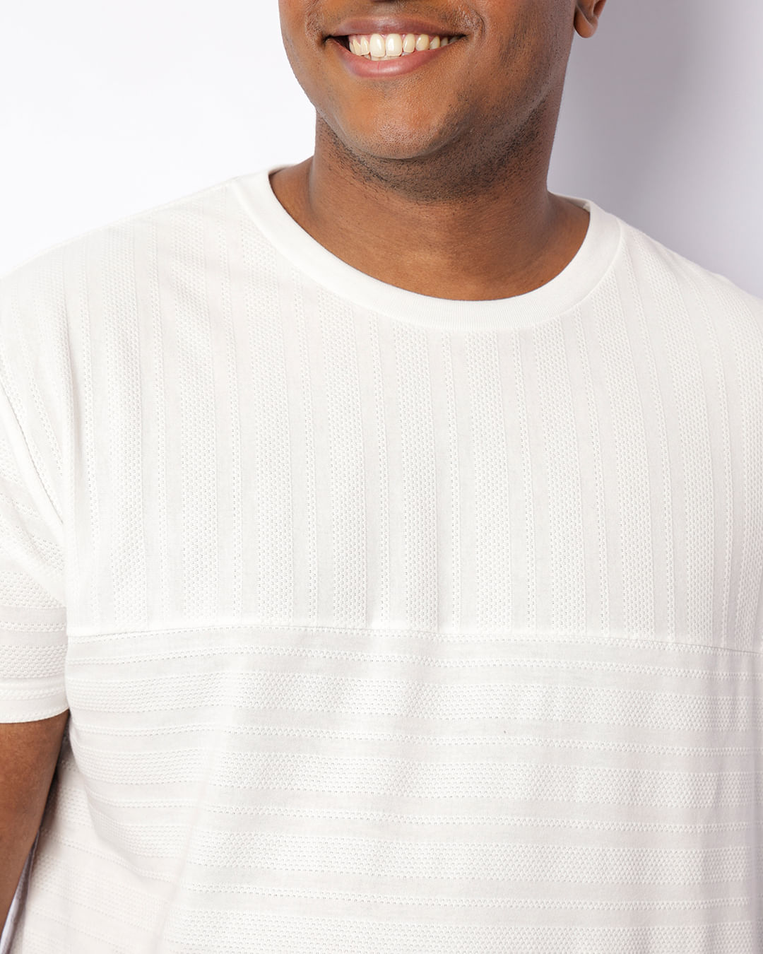 Camiseta-0401260-Rec-Maquinetada-Off-Pl---Off-White