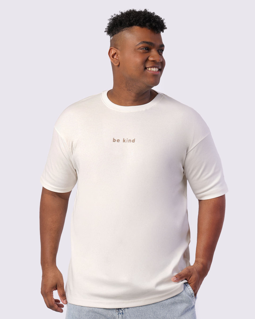 Camiseta-E4441-Suedine-Be-Kind-Off-Plus---Off-White