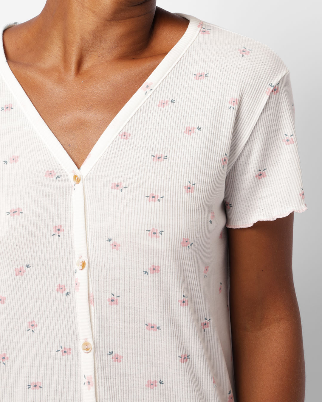 Pij-Longo-Ribana-Est-Floral-Botoes-0377---Off-White-Floral