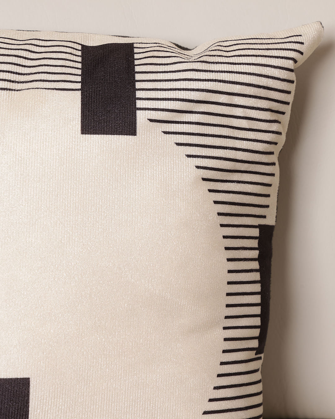 Almofada-Suede-40x40-Geo-Bola---Estampado